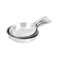 Frying pan set, sizes 22-24-26, paint, aluminum, silver Frying pan set, sizes 22-24-26, paint, aluminum, silver