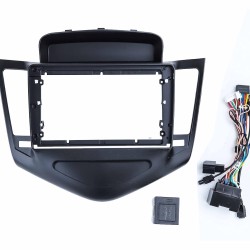Durable bezel for car stereo and navigation system for Chevrolet Cruze 2010 - 9 inches